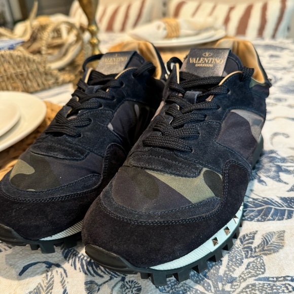 Valentino Garavani EXCELLENT Condition Authentic Rockstud Trainers! Women’s 39.5 - Picture 6 of 7